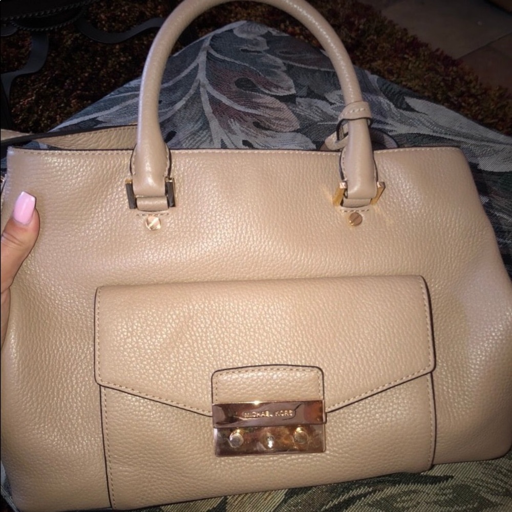Michael Kors purse
